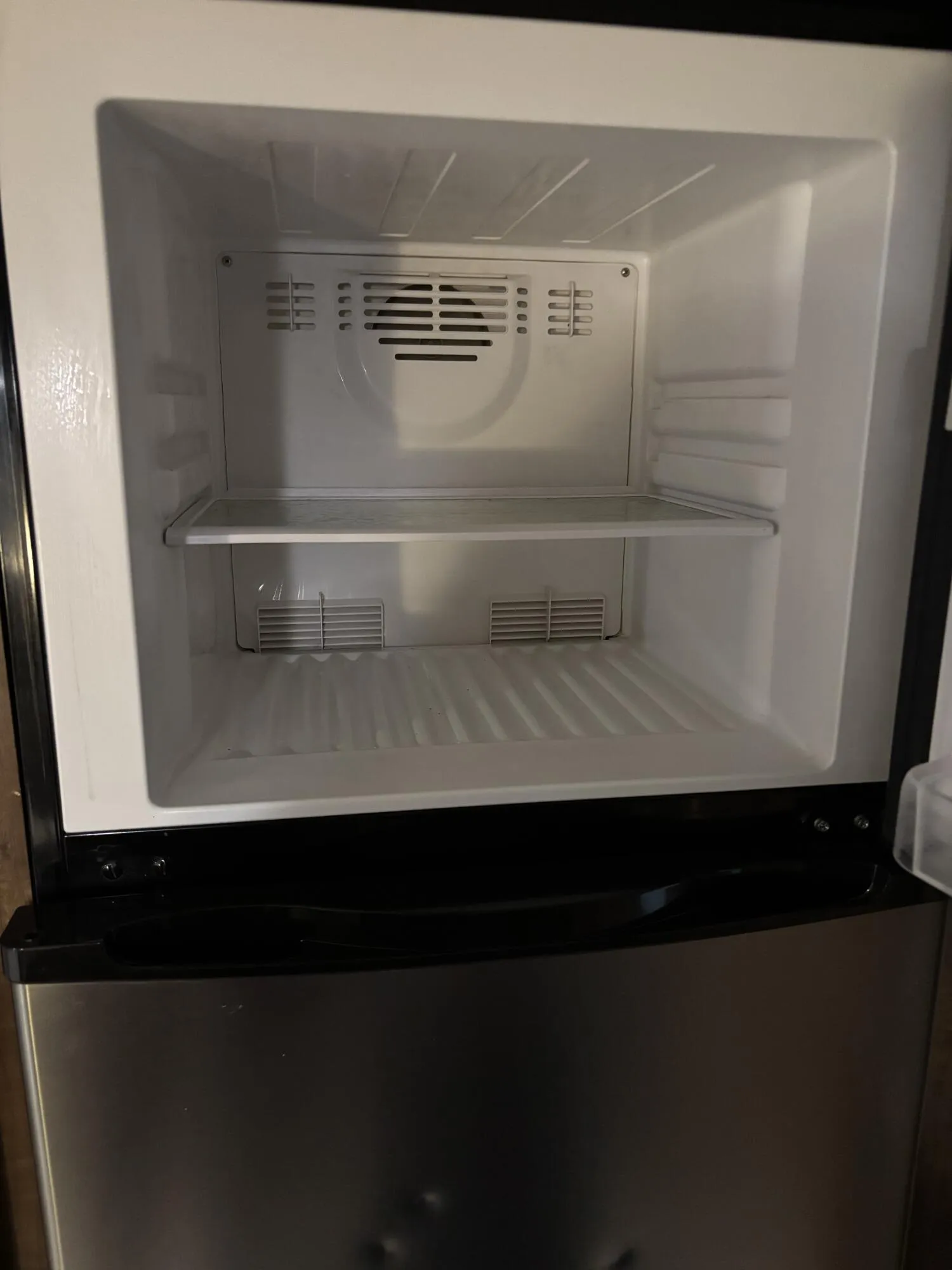 249 NE 45th ST - TRAILER - INSIDE10