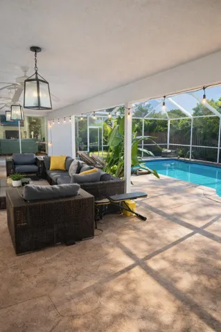 560 patio pool
