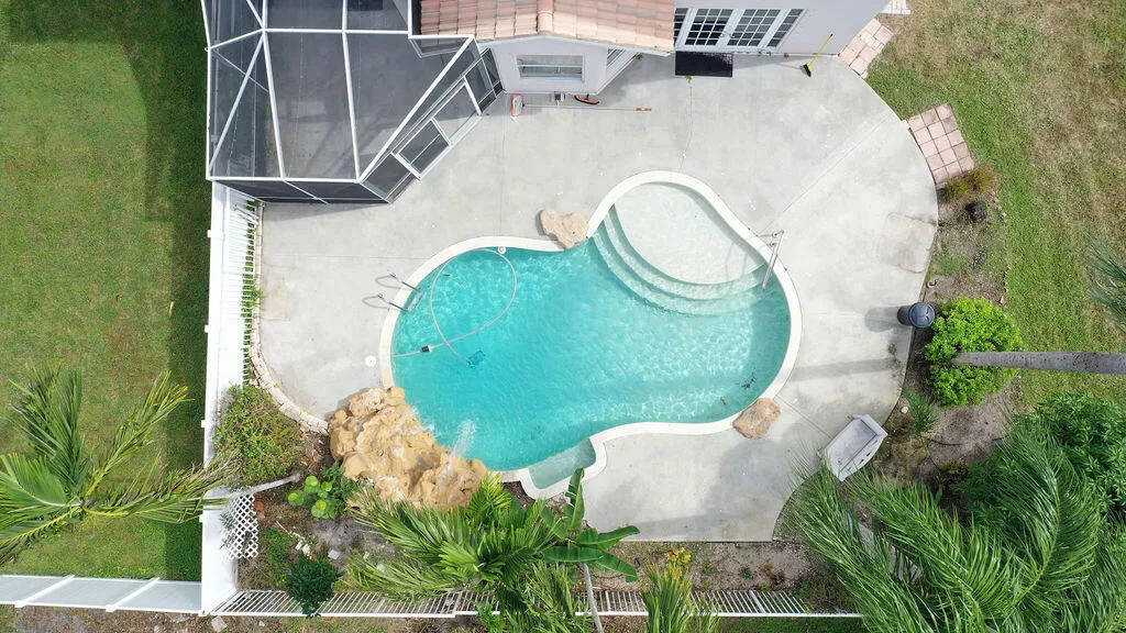 Property photo 35