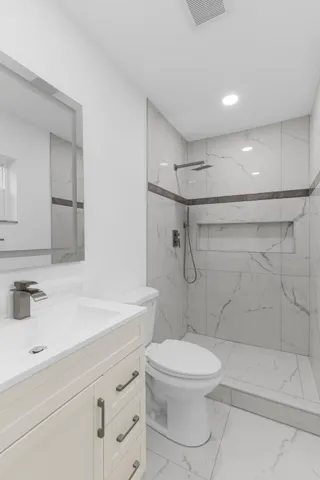 R6II5523