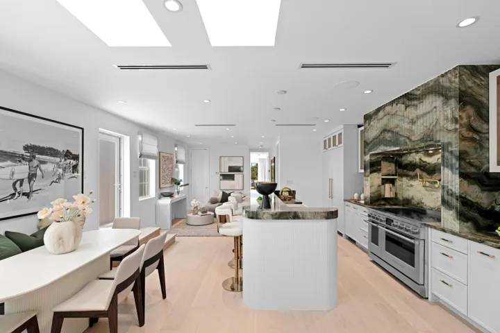 5 - Living Kitchen Dining