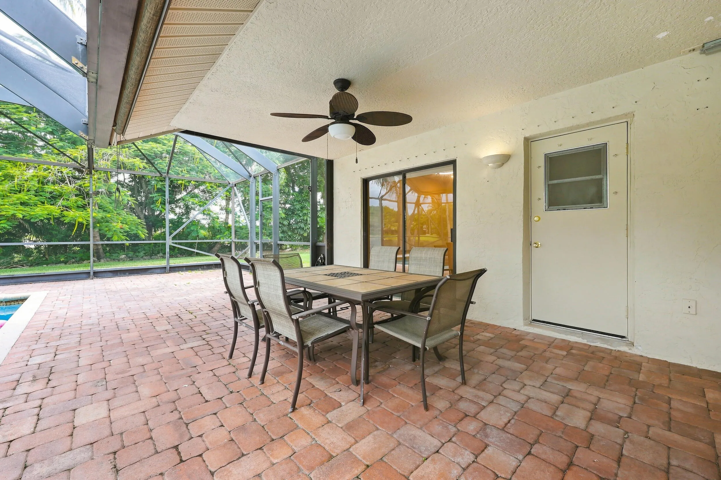 covered lanai