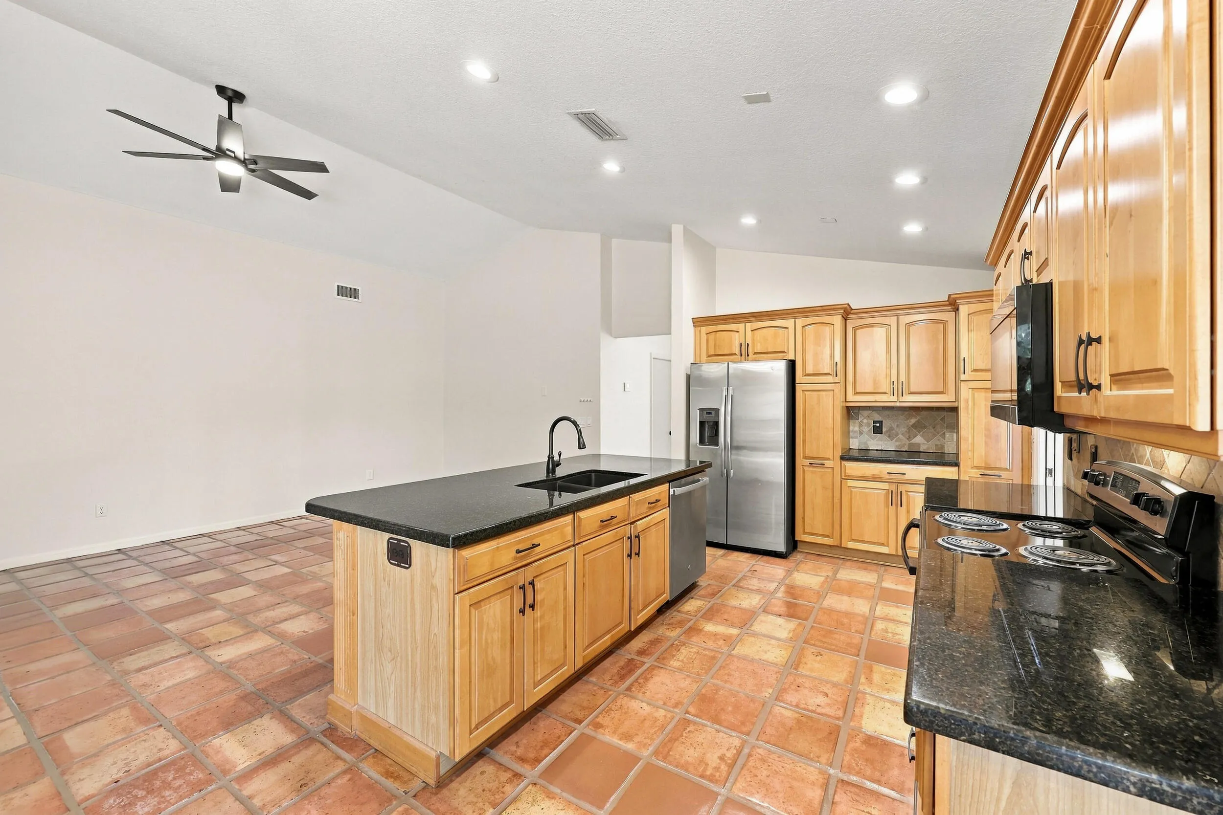 25_453a2536