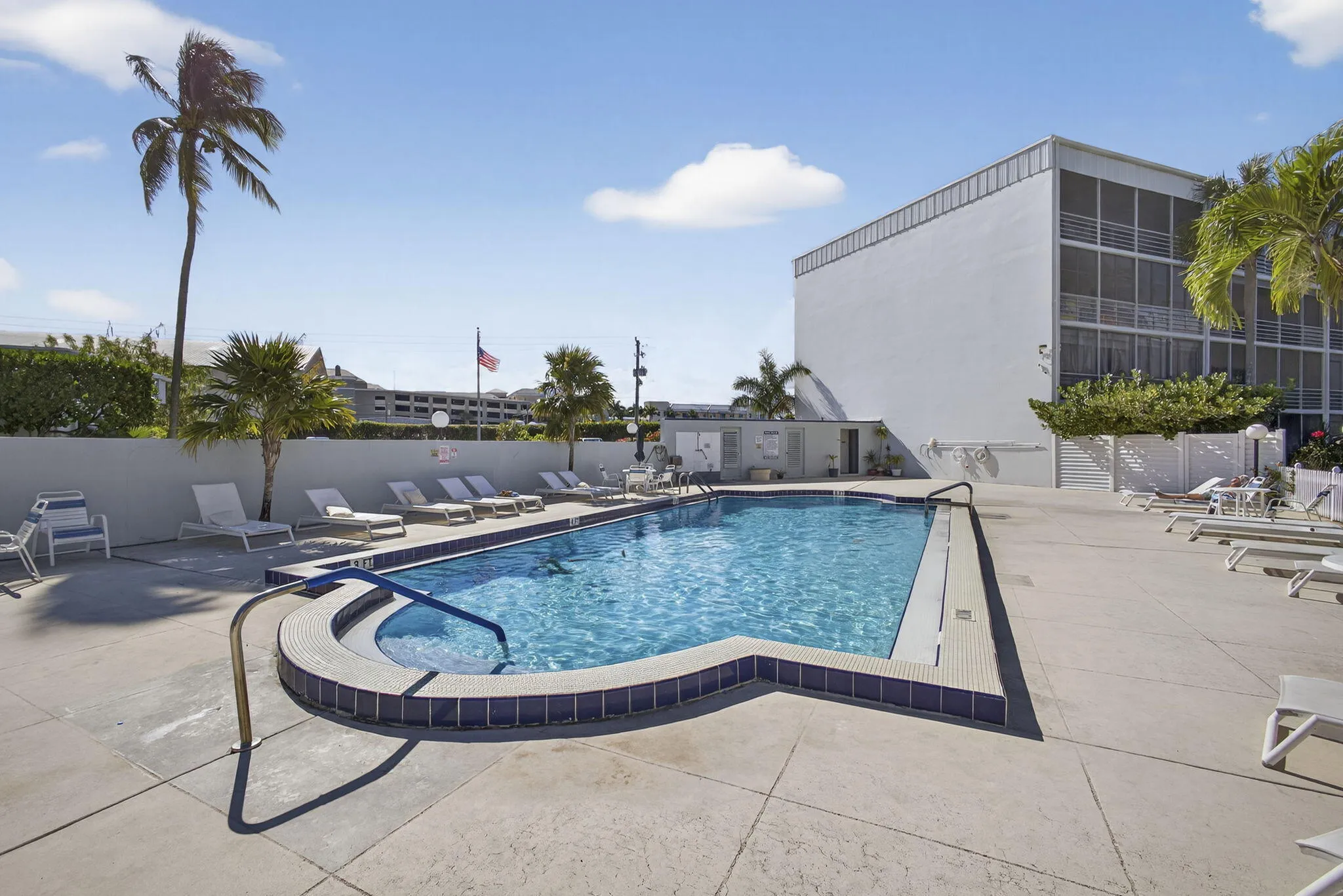 Community pool