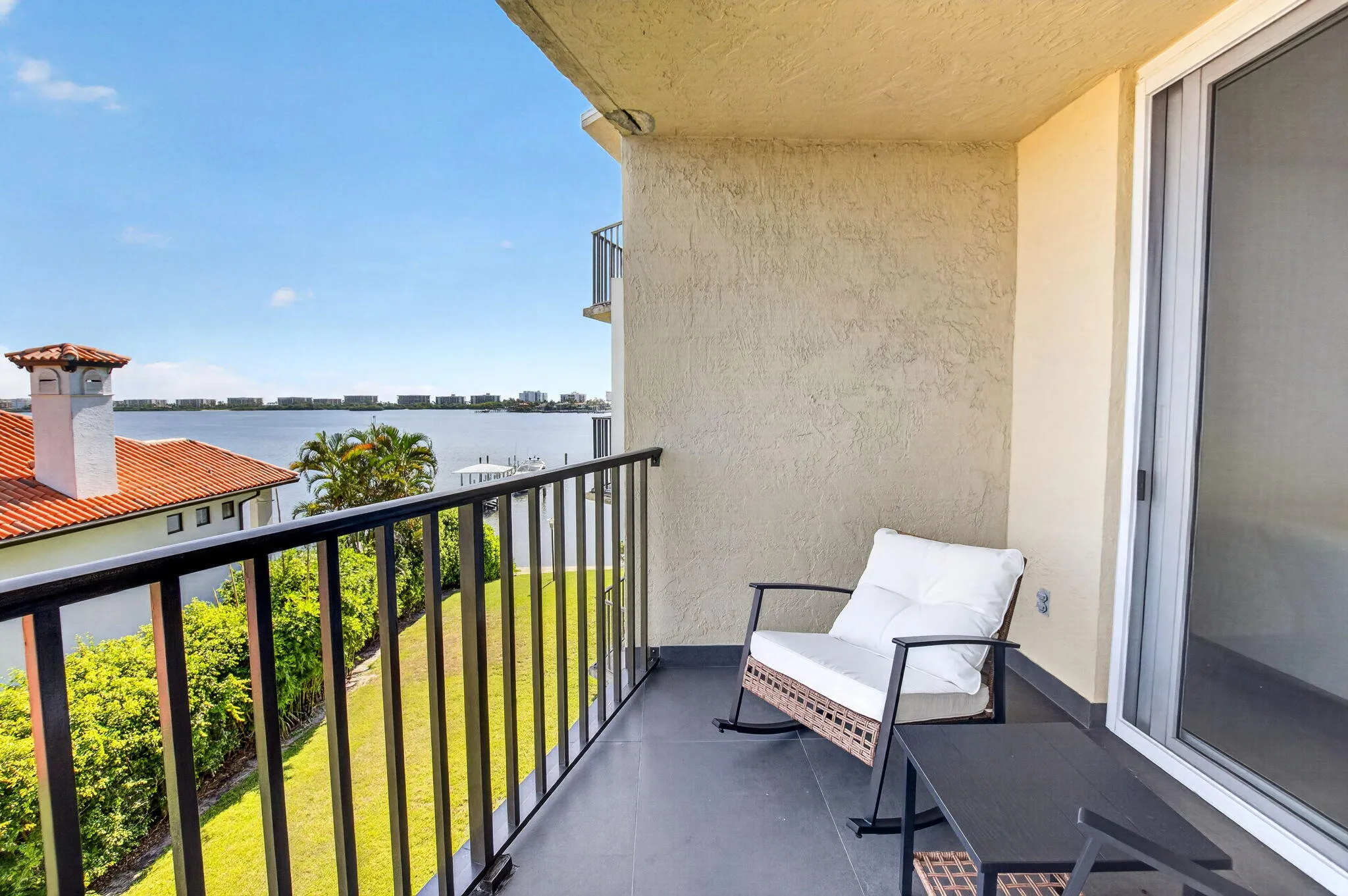 Waterview balcony