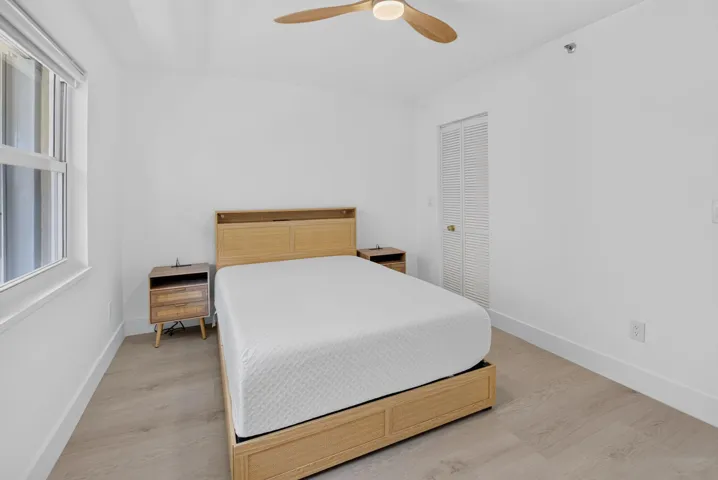 2nd bedroom queen bed