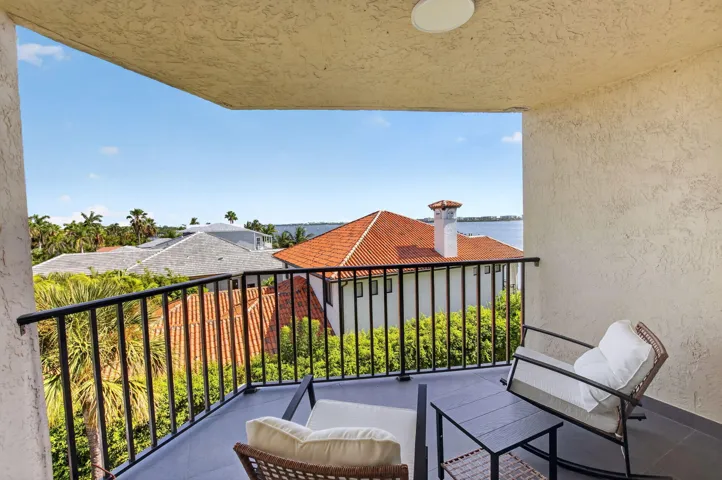 Large balcony new furniture