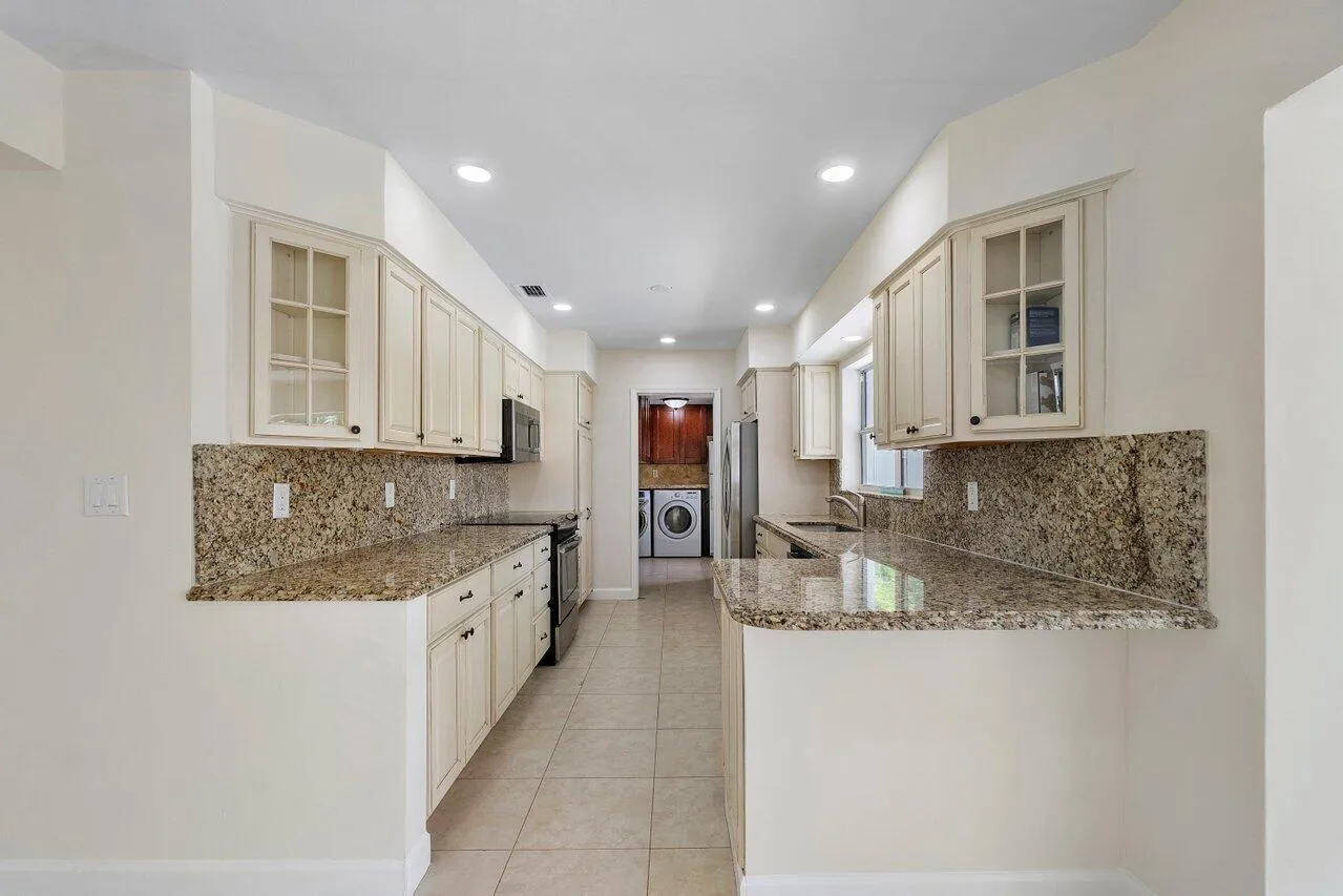 401 NE 24th Street, Boca Raton (14)