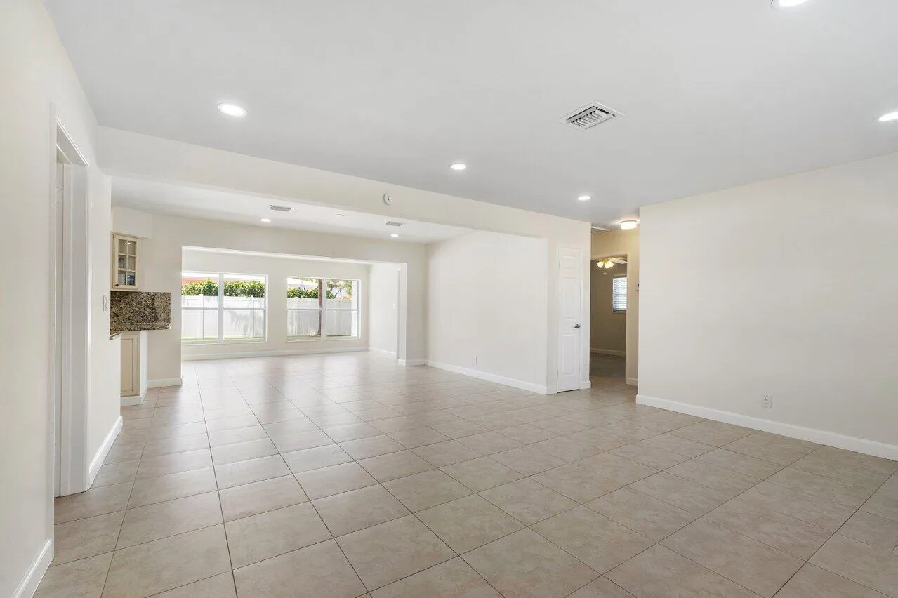 401 NE 24th Street, Boca Raton (11)