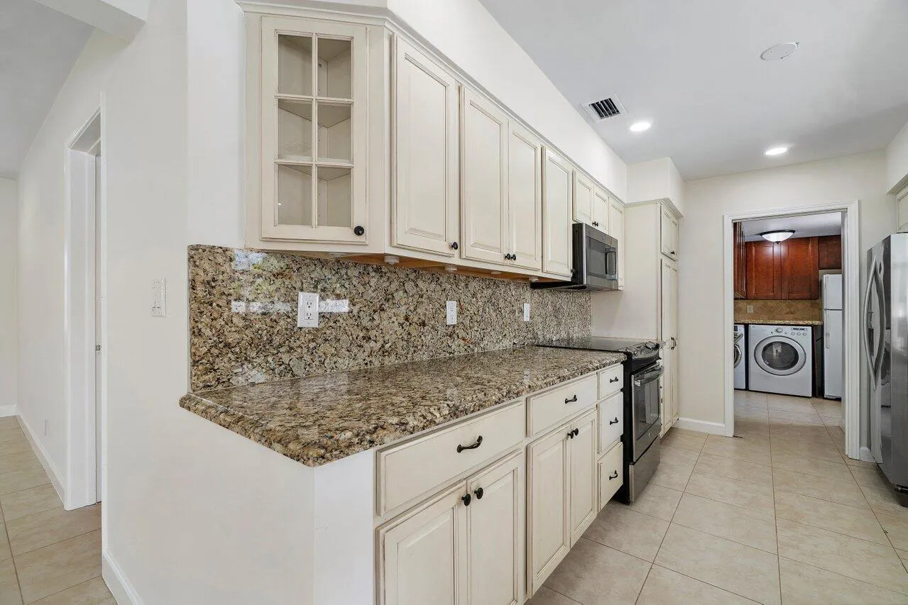 401 NE 24th Street, Boca Raton (15)