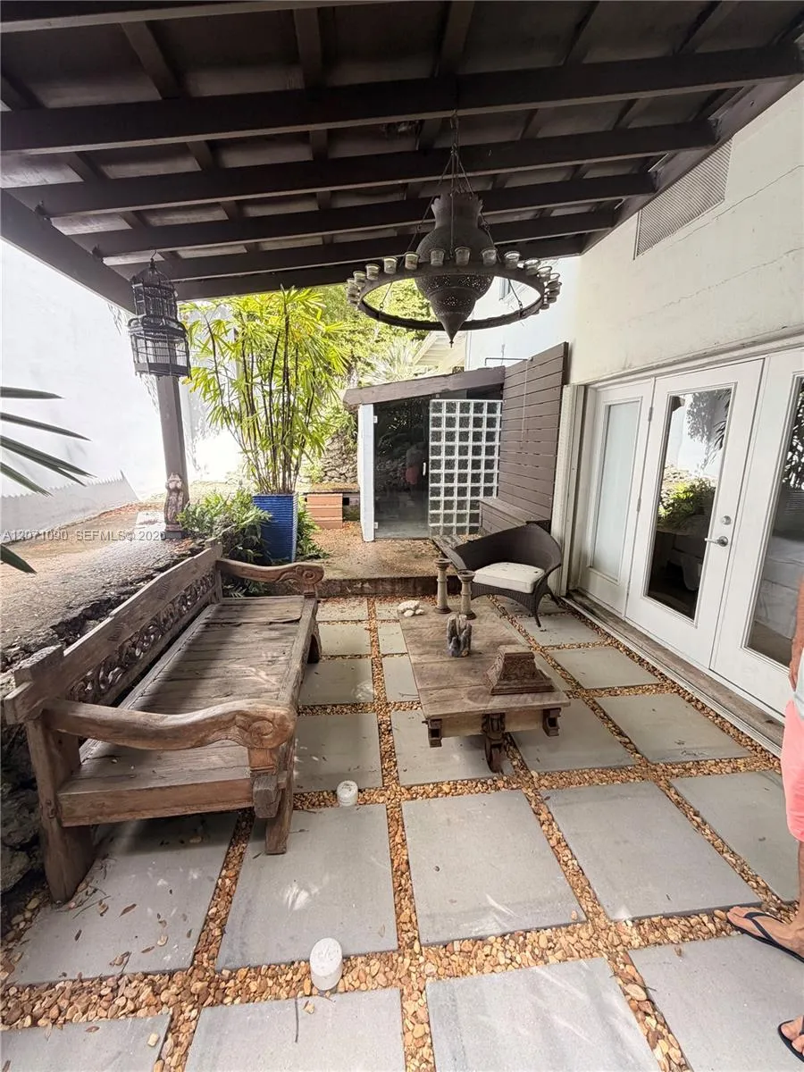 Property photo 38