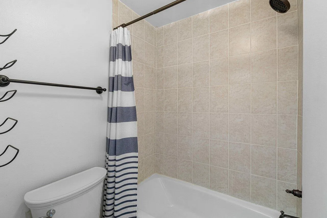 025-120CypressClubDrive-Unit231-PompanoB