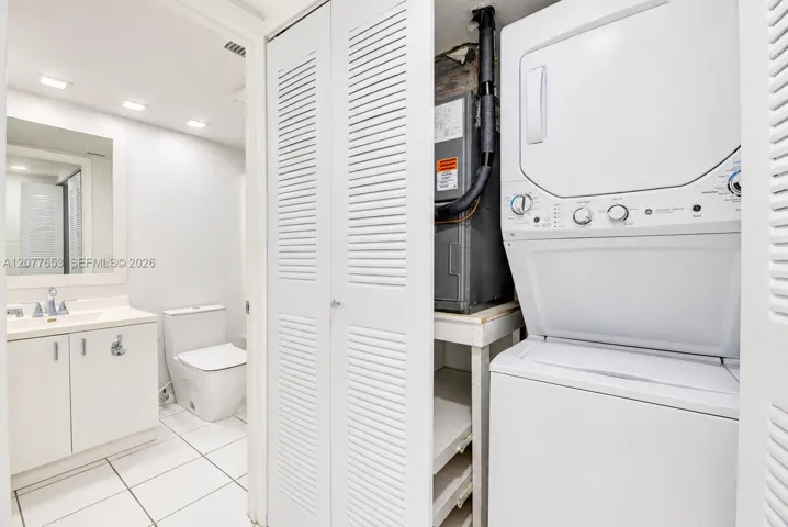 In Unit Washer & Dryer