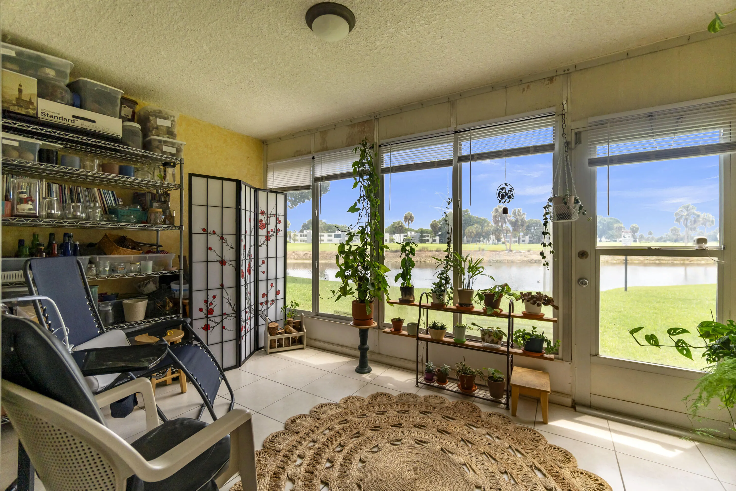 SCREENED PATIO