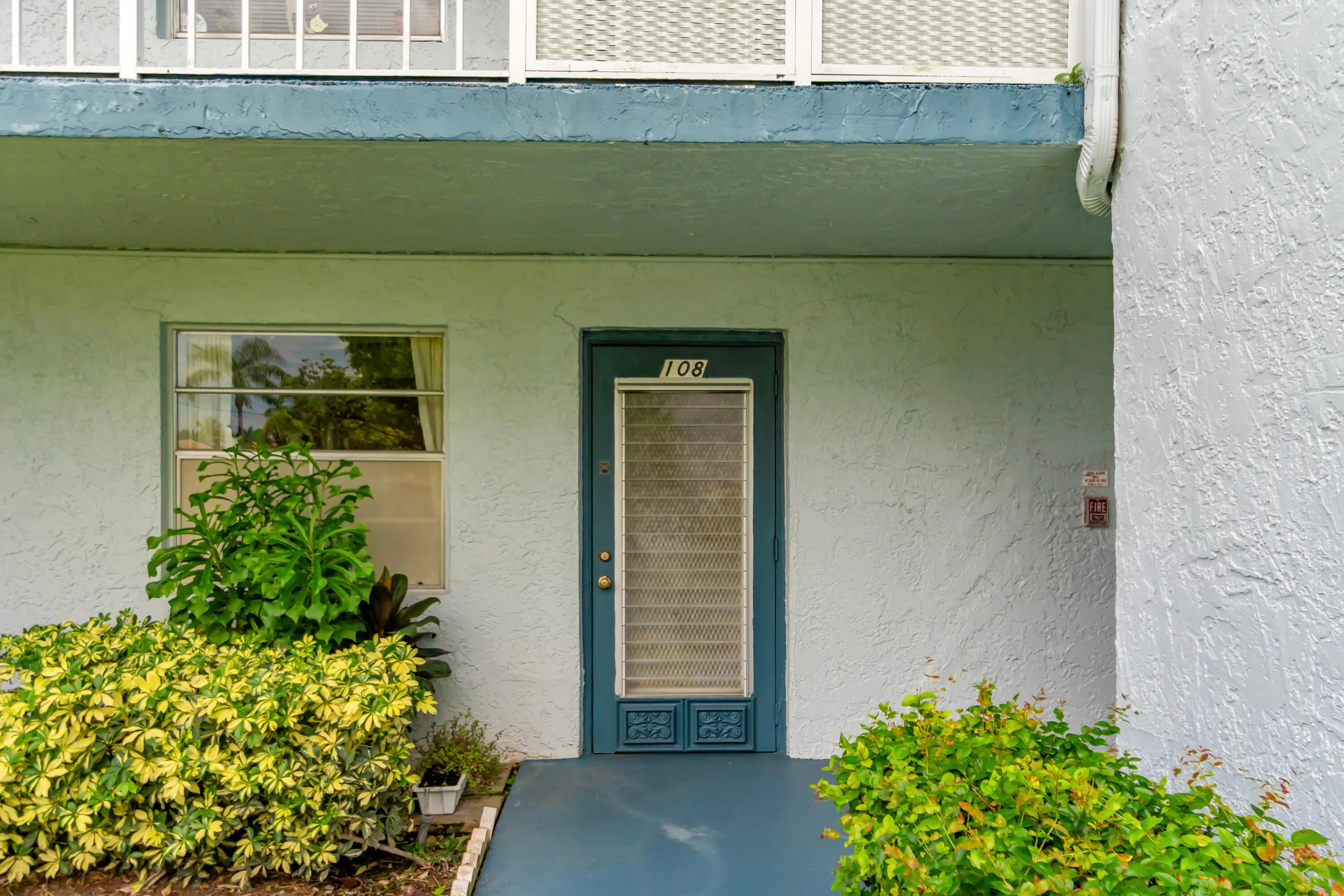 FRONT DOOR