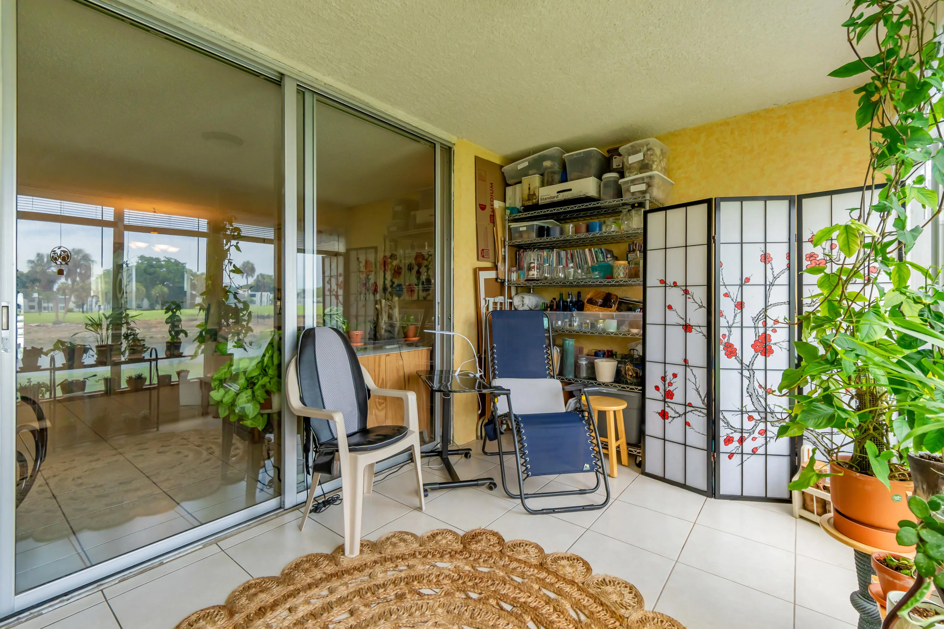 SCREENED PATIO