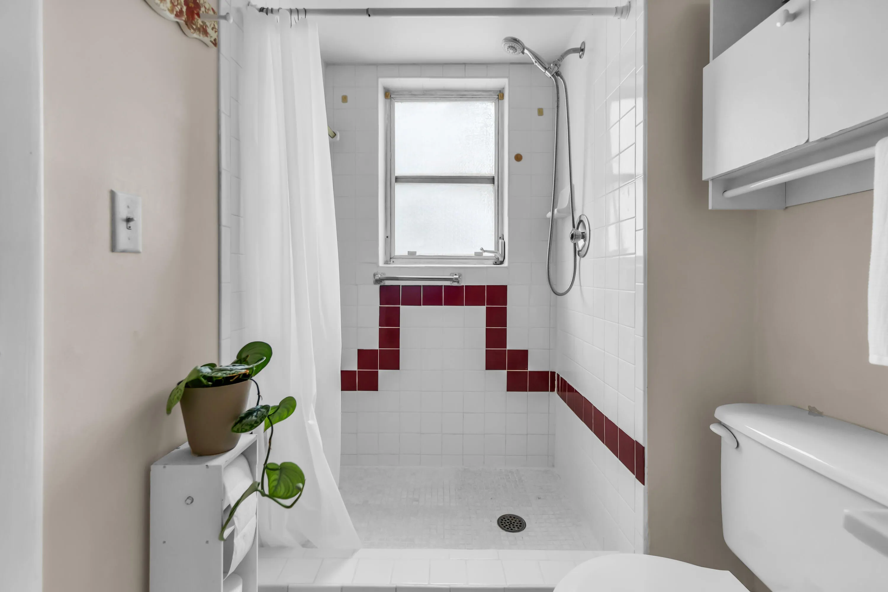 MAIN BATH