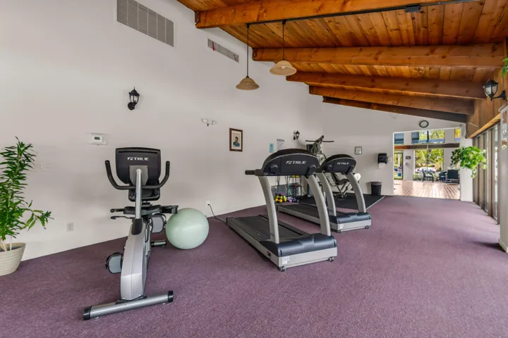 EXERCISING ROOM