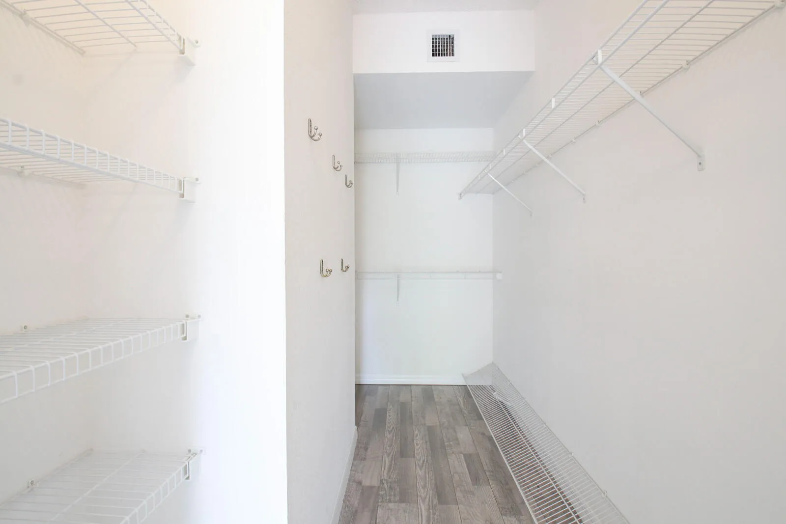 2801 Sarento Pl PBG LR-10