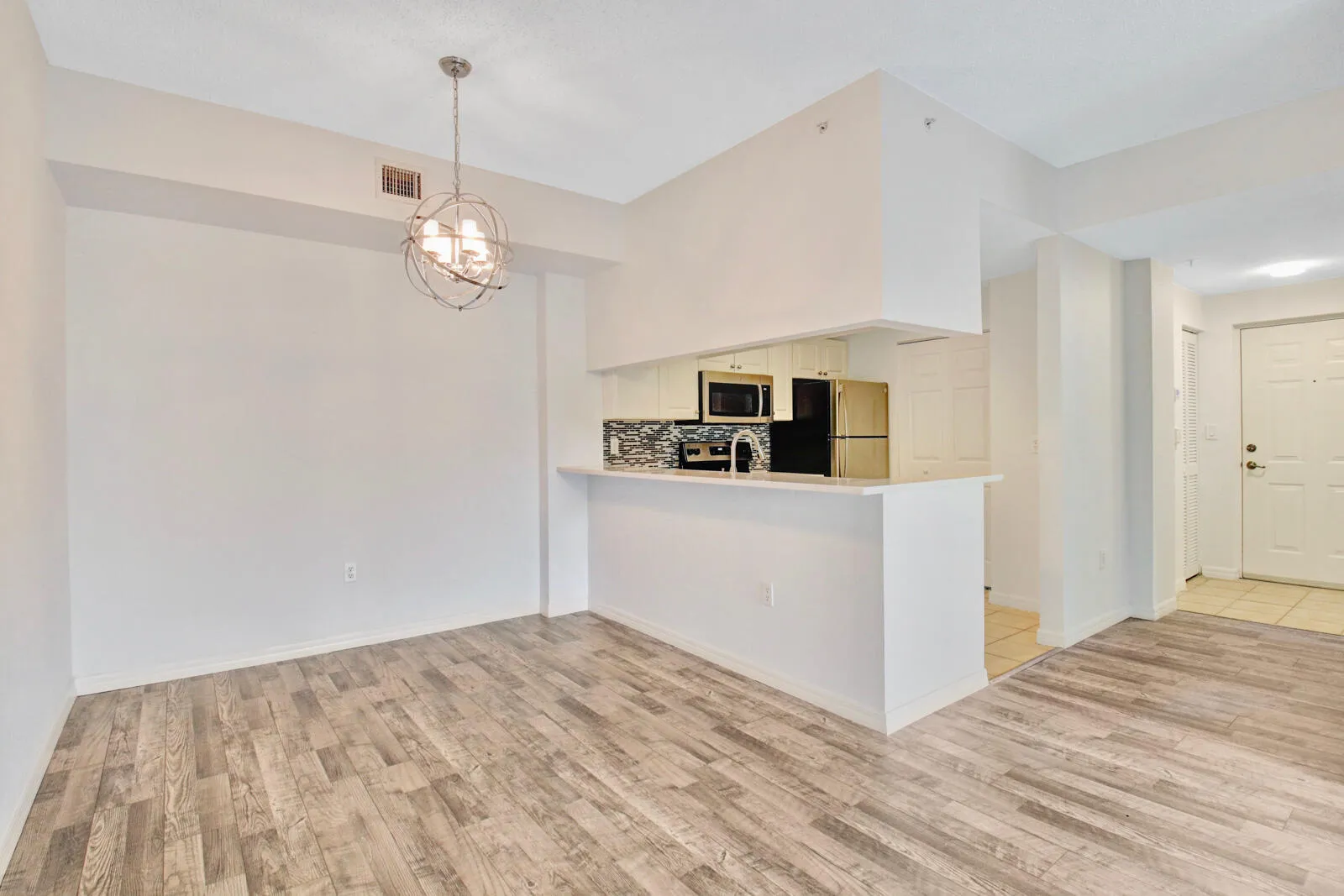 2801 Sarento Pl PBG LR-6