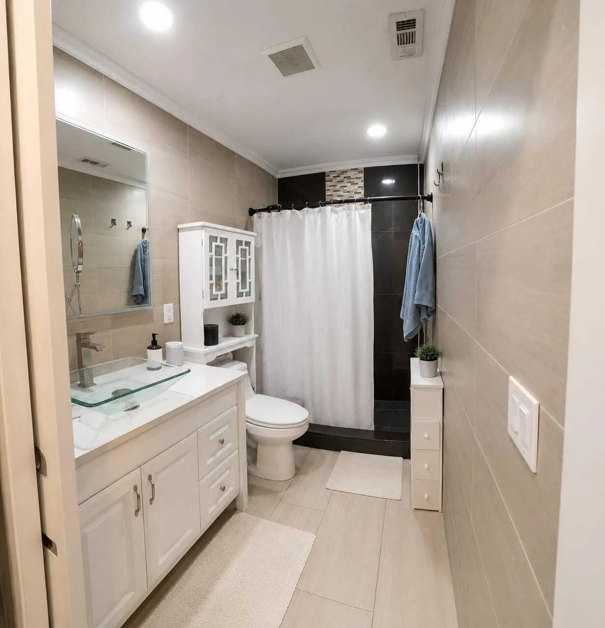 Master 2 bathroom