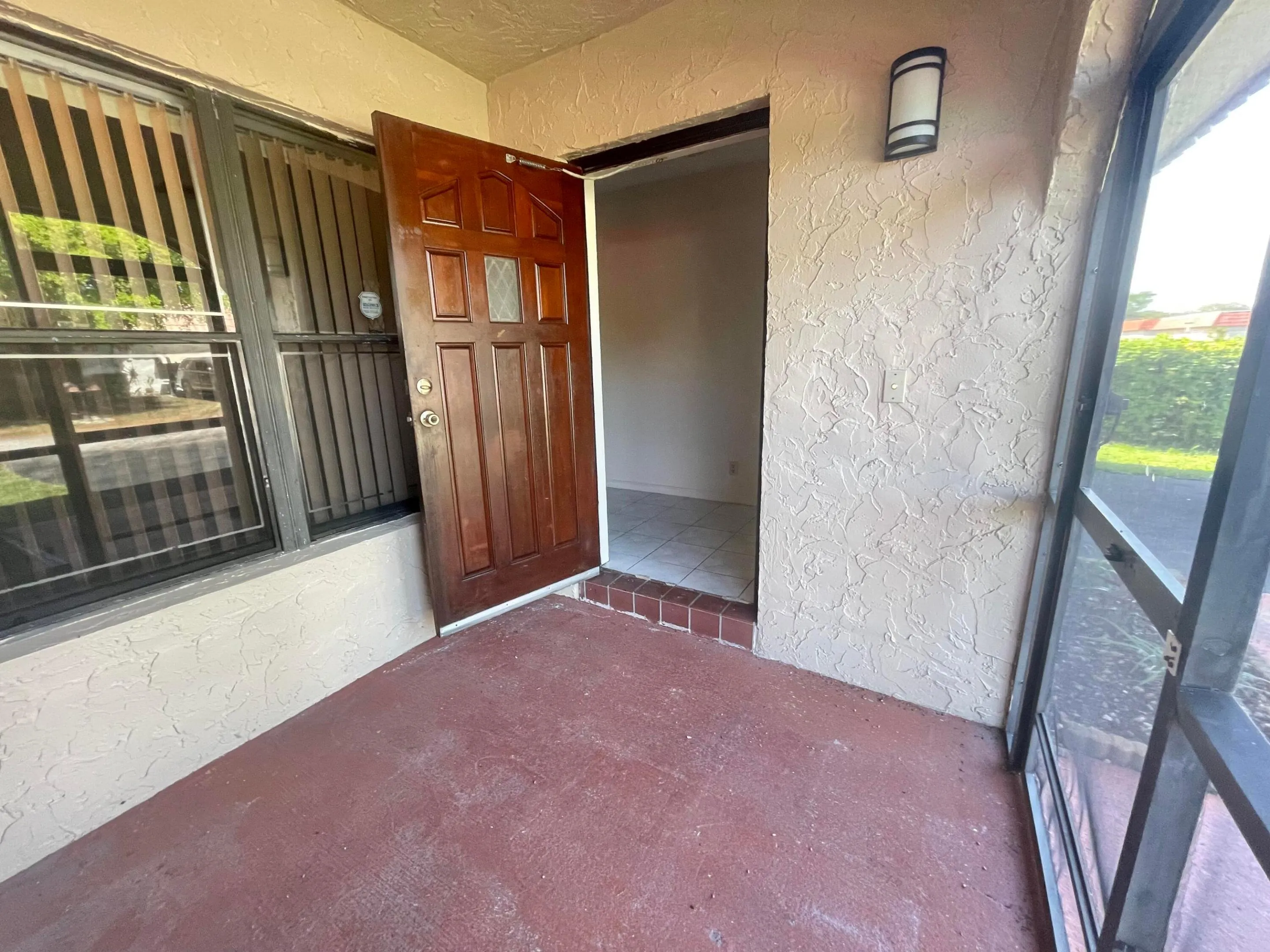 Screened front entry