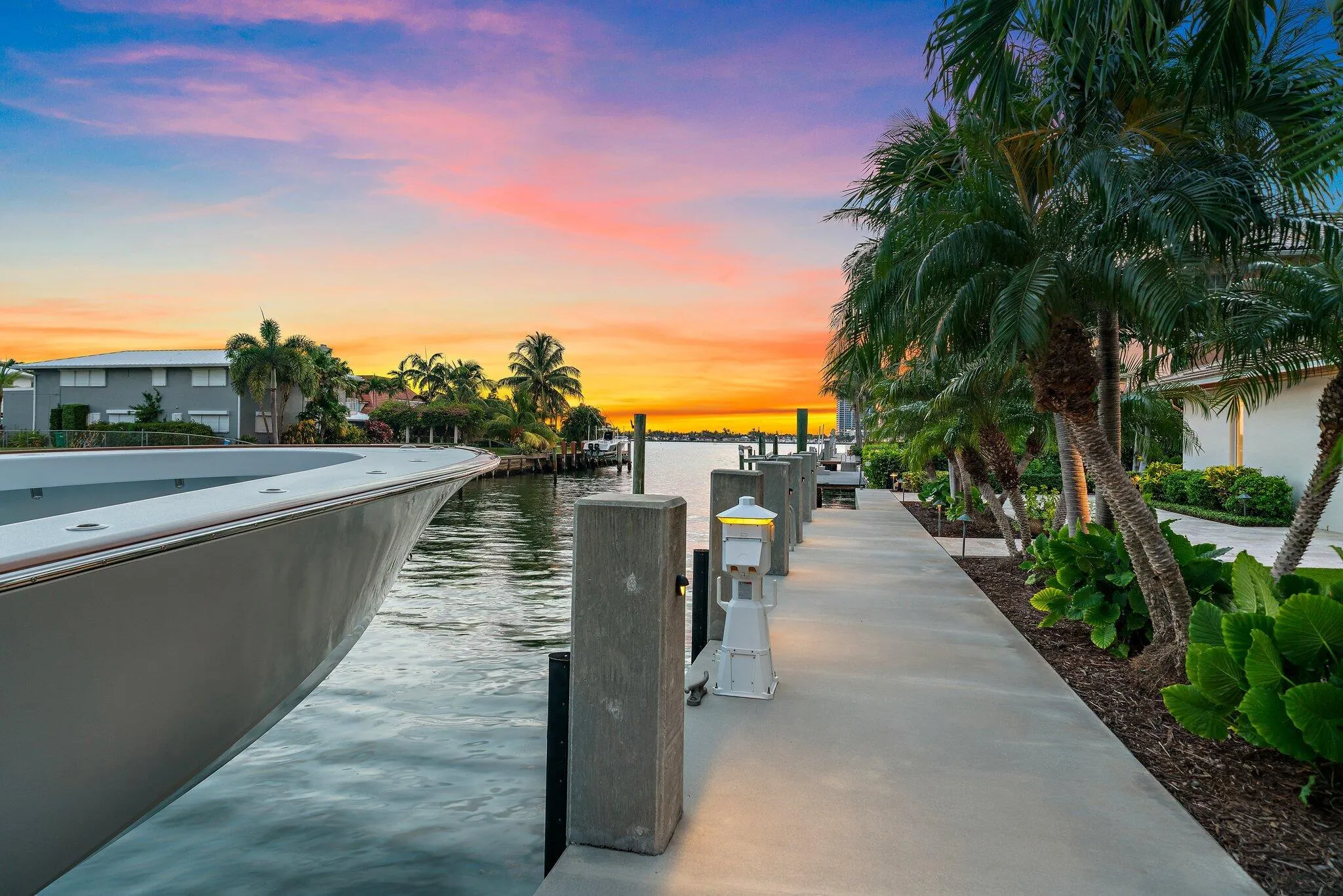 027-1051CoralWay-SingerIsland-SMALL