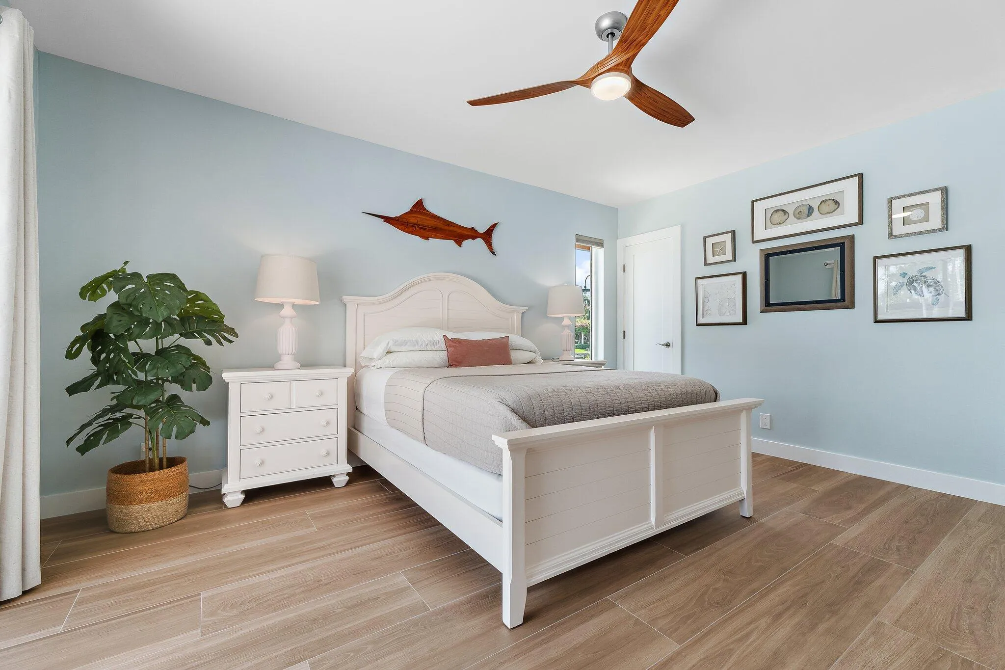 092-1051CoralWay-SingerIsland-SMALL
