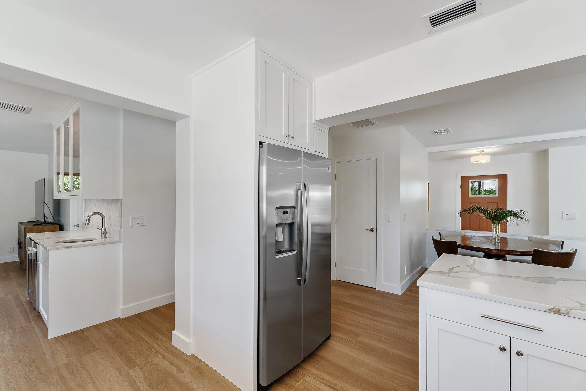 069-1051CoralWay-SingerIsland-SMALL
