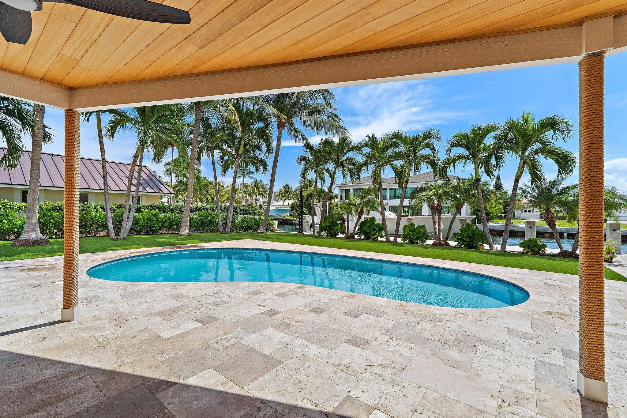 111-1051CoralWay-SingerIsland-SMALL