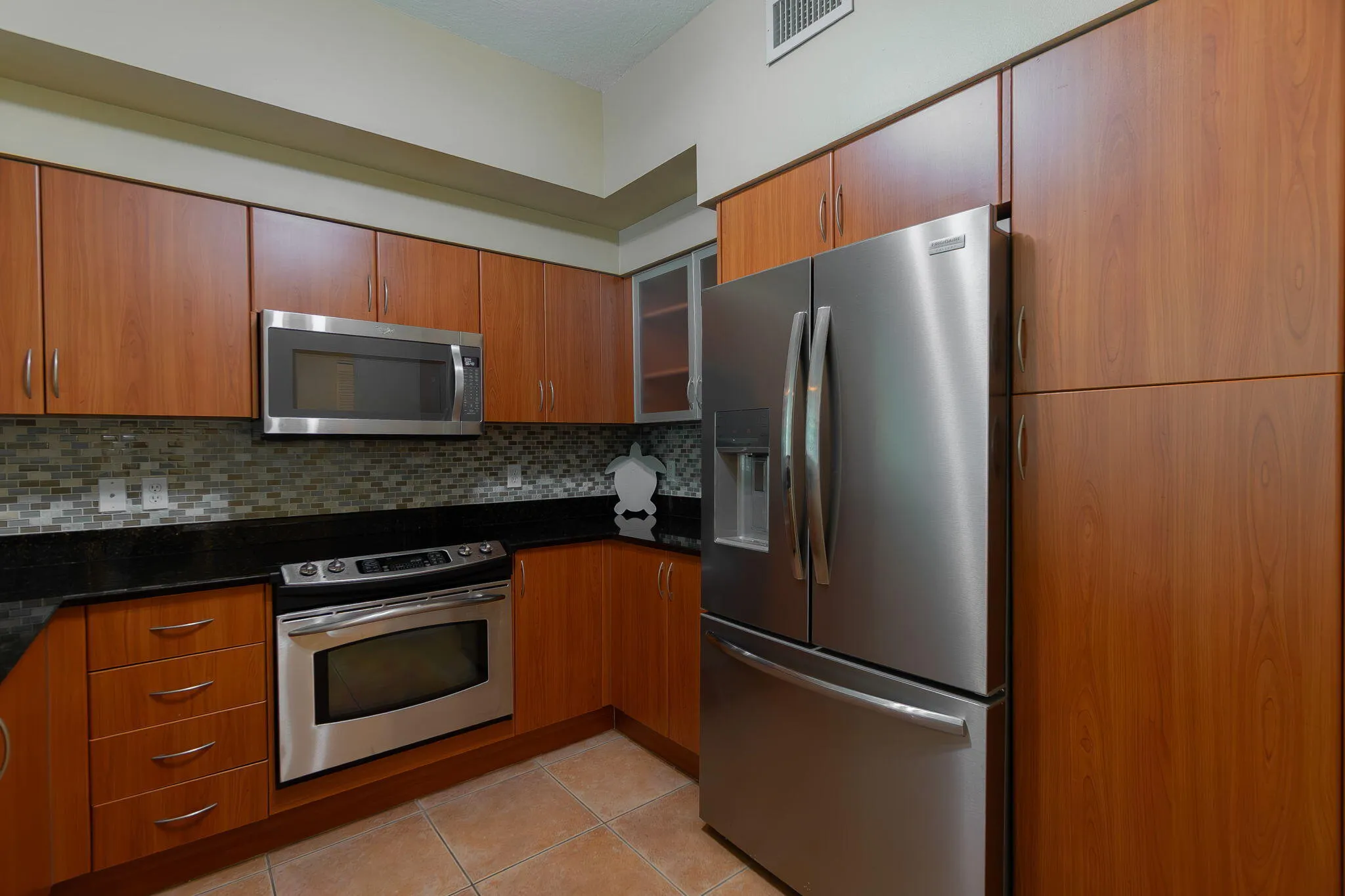 Kitchen (2)