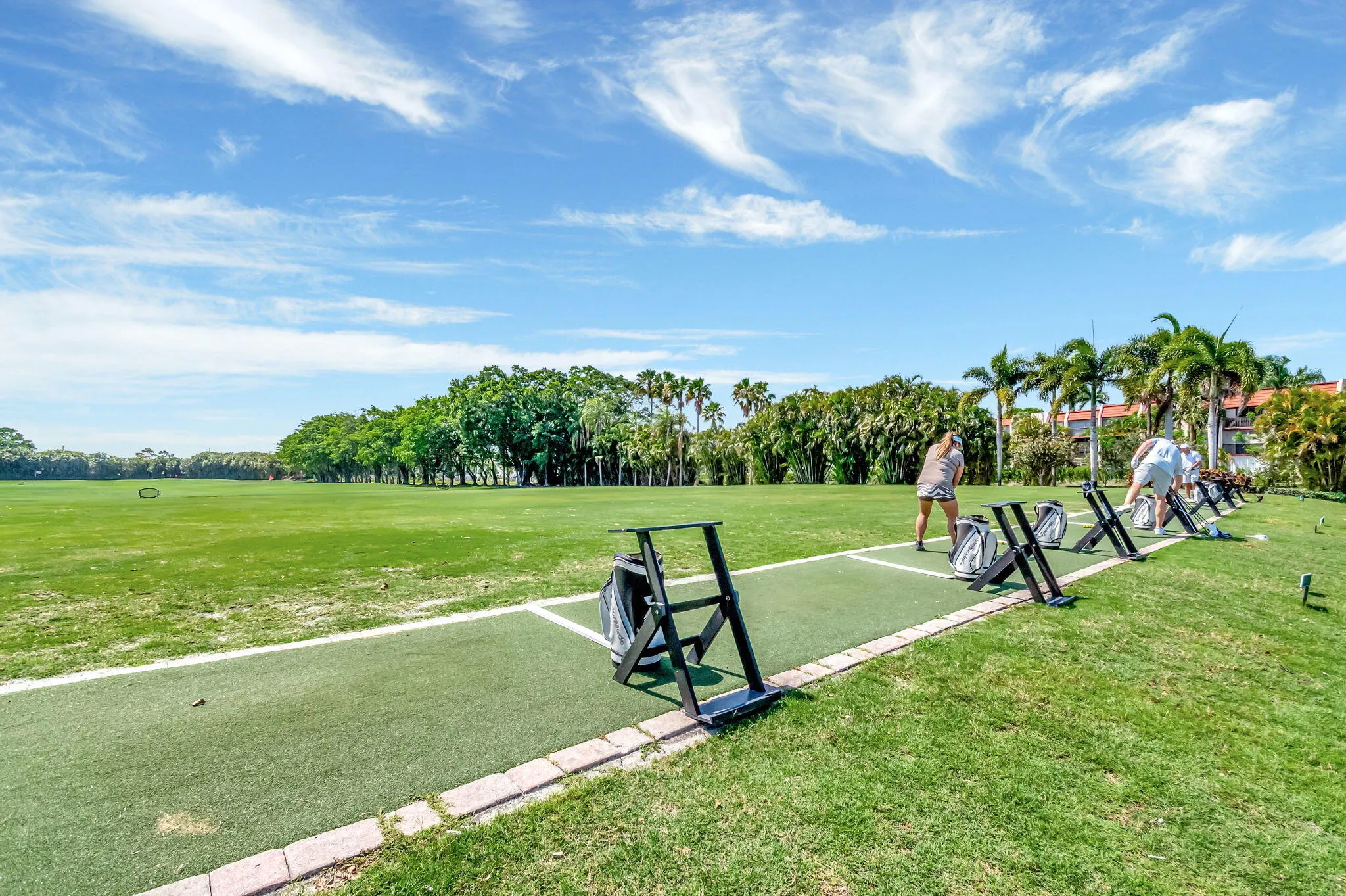 53-web-or-mls-Fountains main clubhouse (