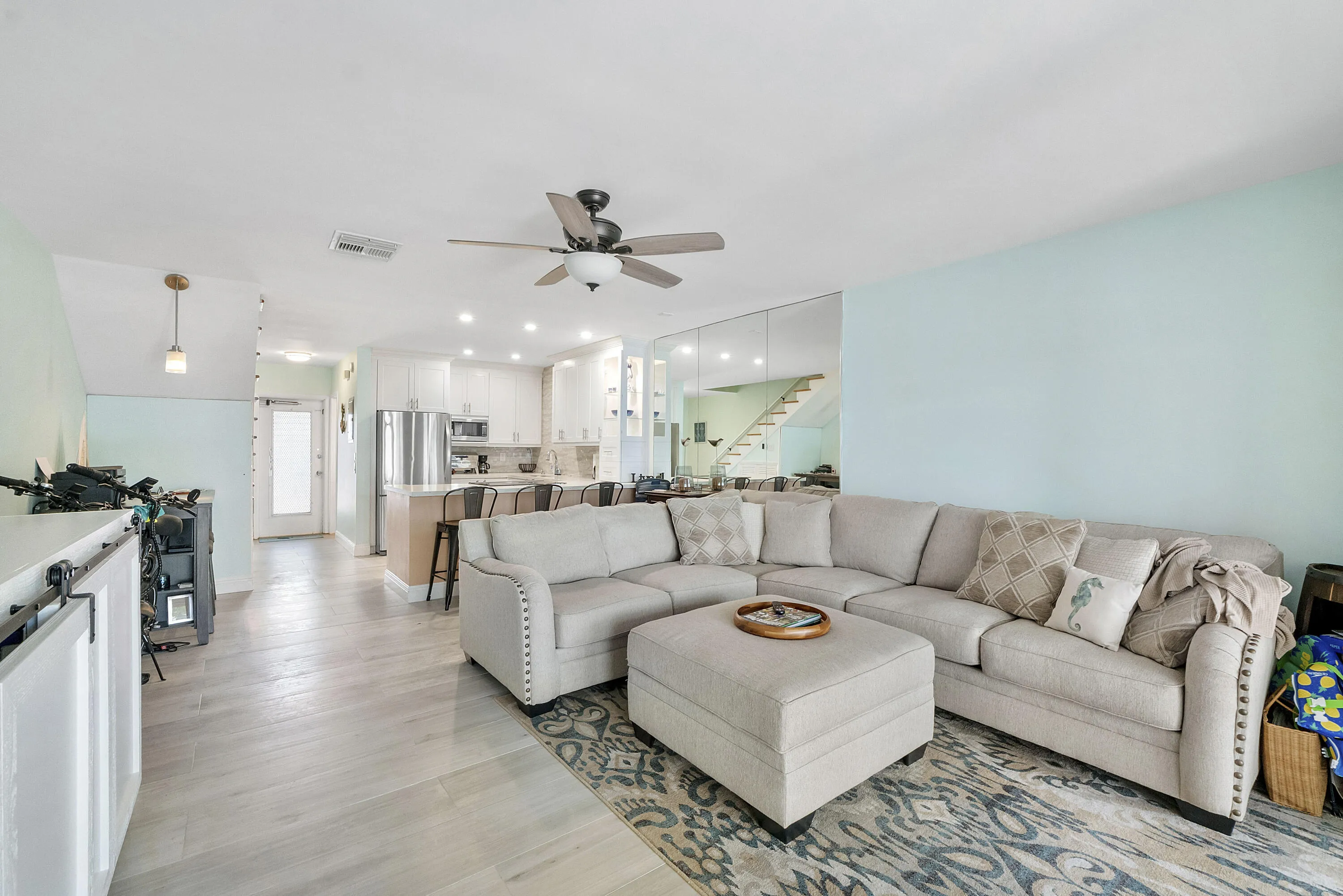 2500 Ne 36th St_037