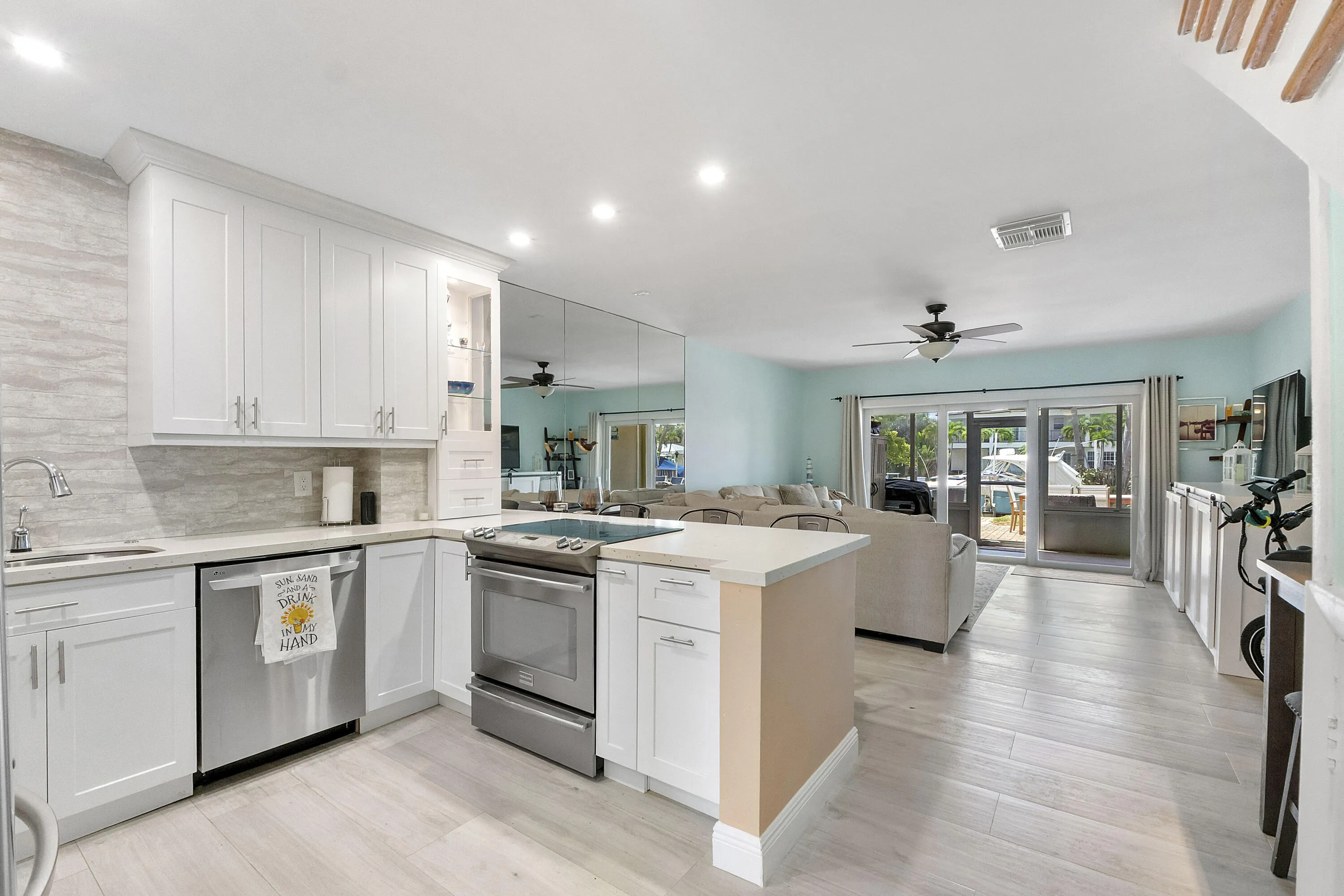 2500 Ne 36th St_032
