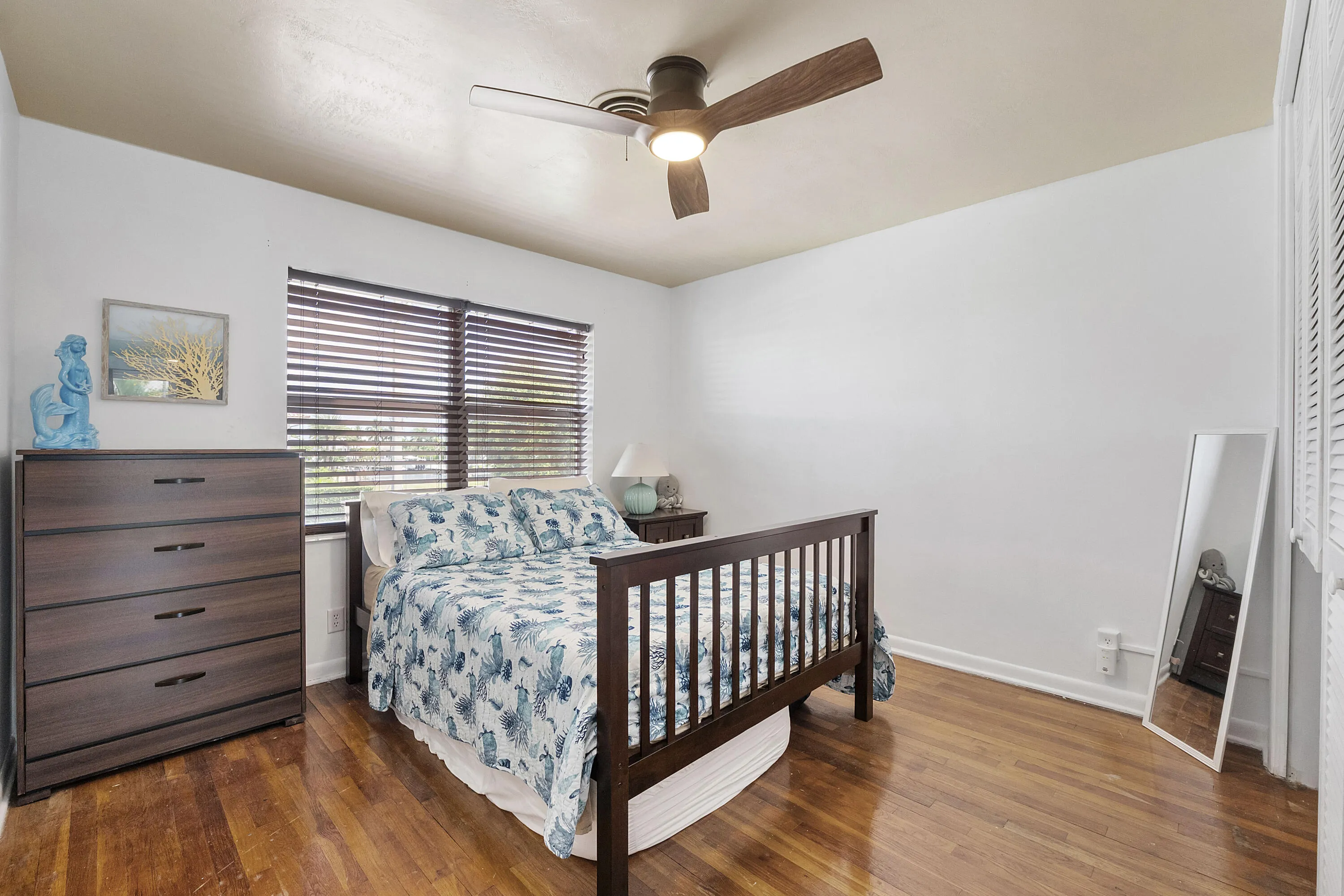 2500 Ne 36th St_042
