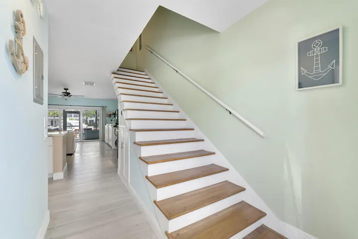 2500 Ne 36th St_031