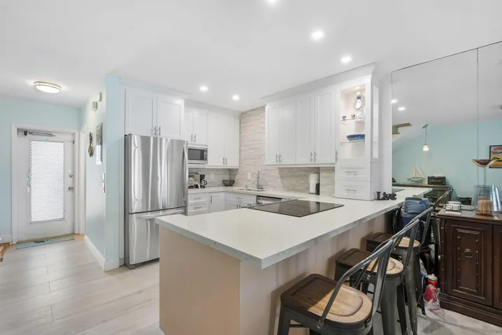 2500 Ne 36th St_034