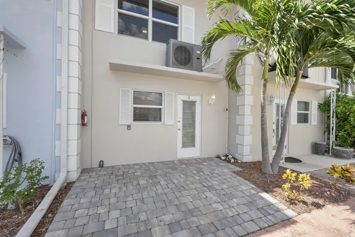 2500 Ne 36th St_029