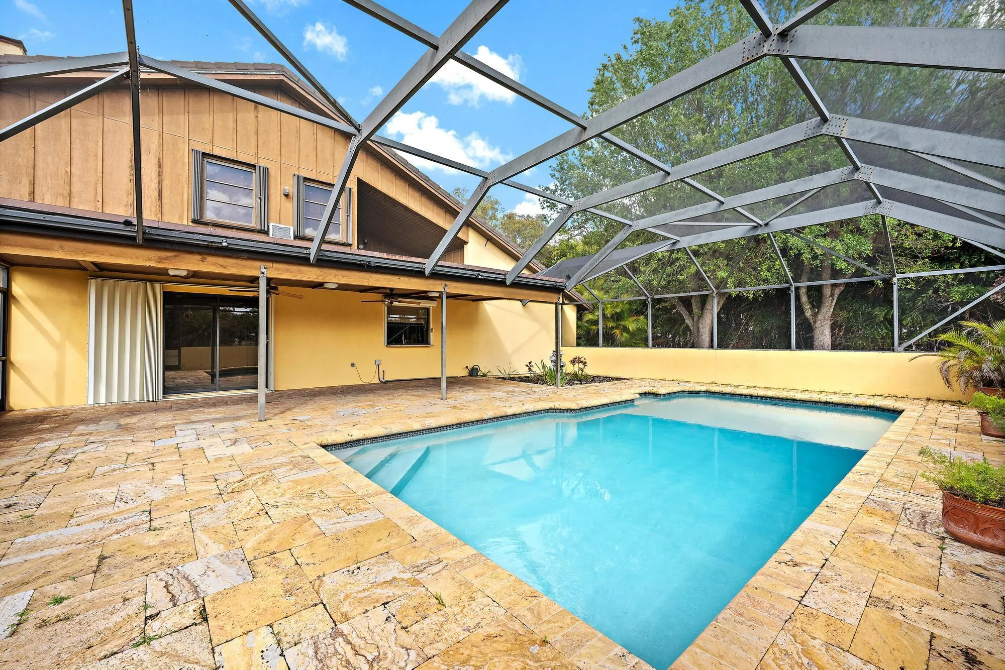 Screened In Pool