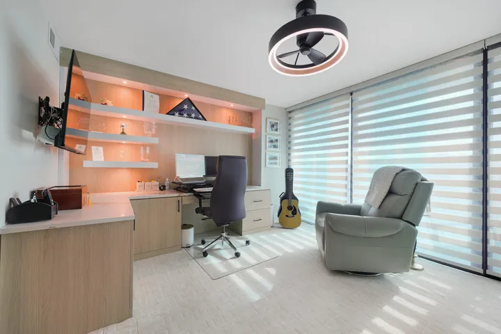 Den/Bedroom
