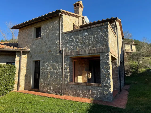 2,000 soft single family home (stone farmhouse)