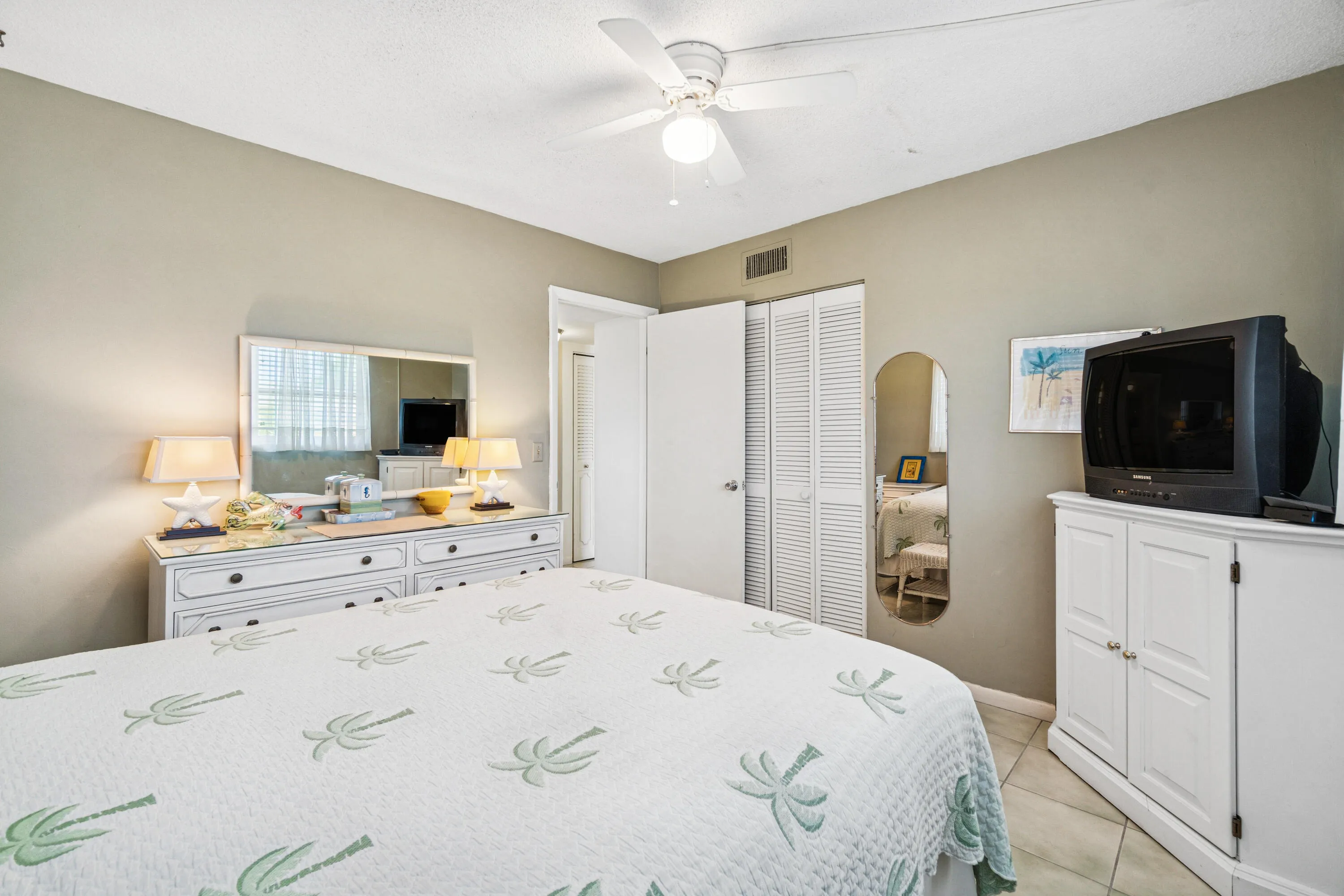 108 20th Ave NE #201 Boynton Fl 33435