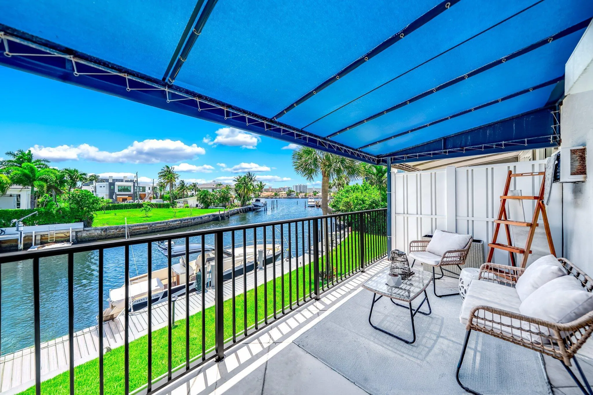 37-web-or-mls-JOY09150