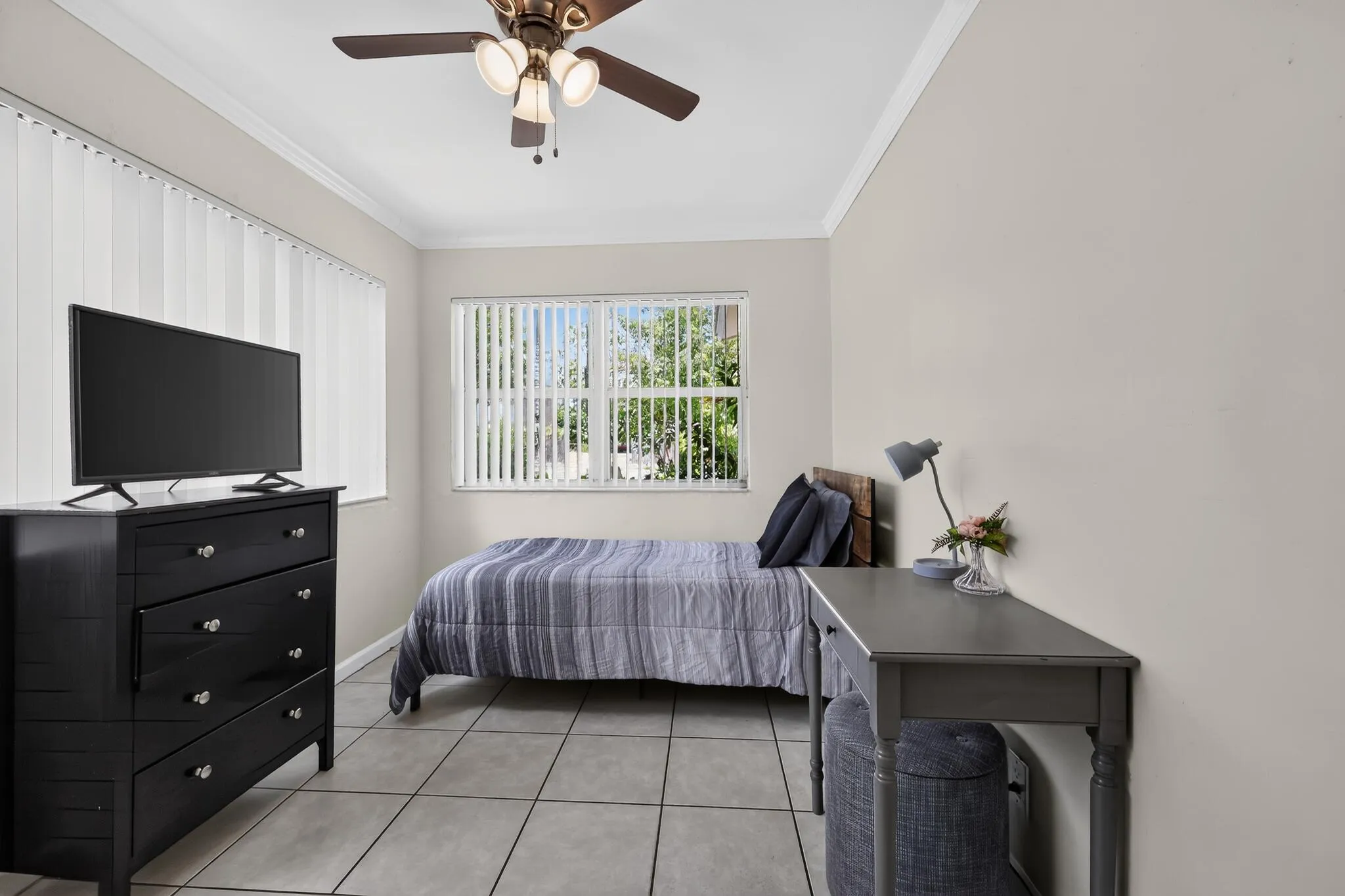 31_1213_14th_Ave_S-Bedroom-0022