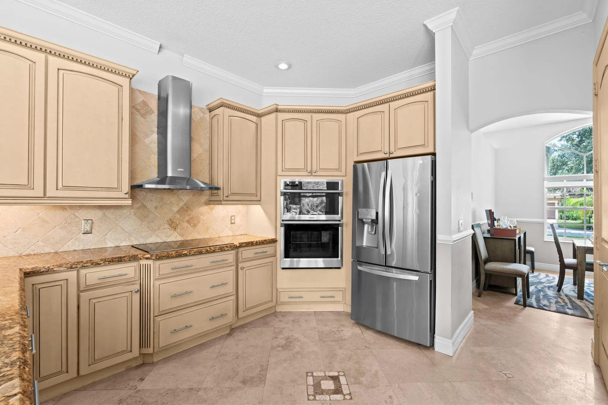 14-web-or-mls-A7406162