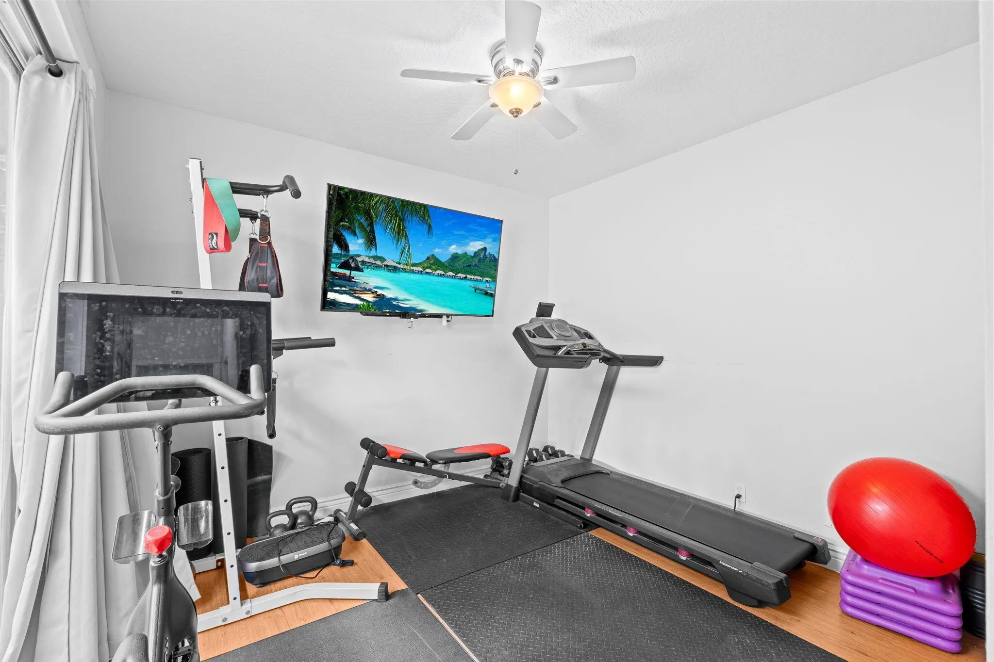 40-web-or-mls-A7406078