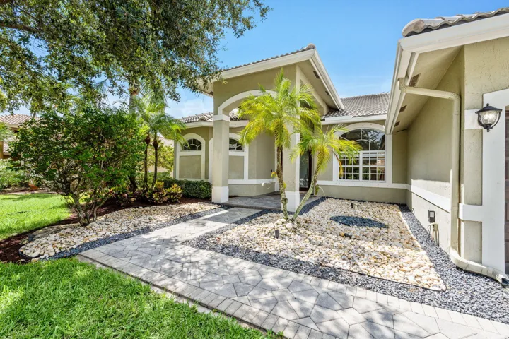 3-web-or-mls-A7406120
