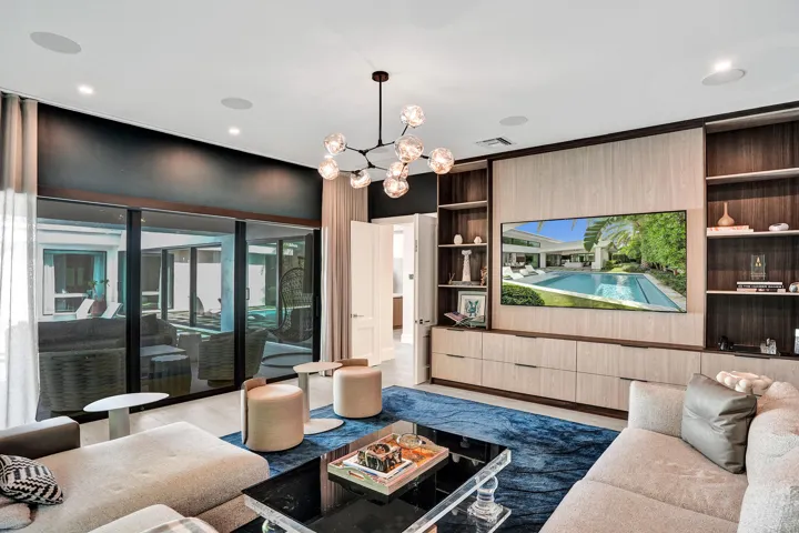 Club Room