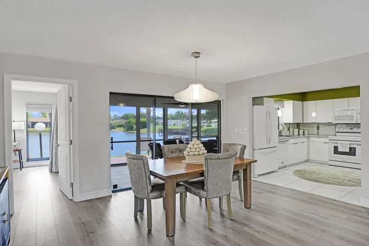 Formal Dining room off the ktichen!