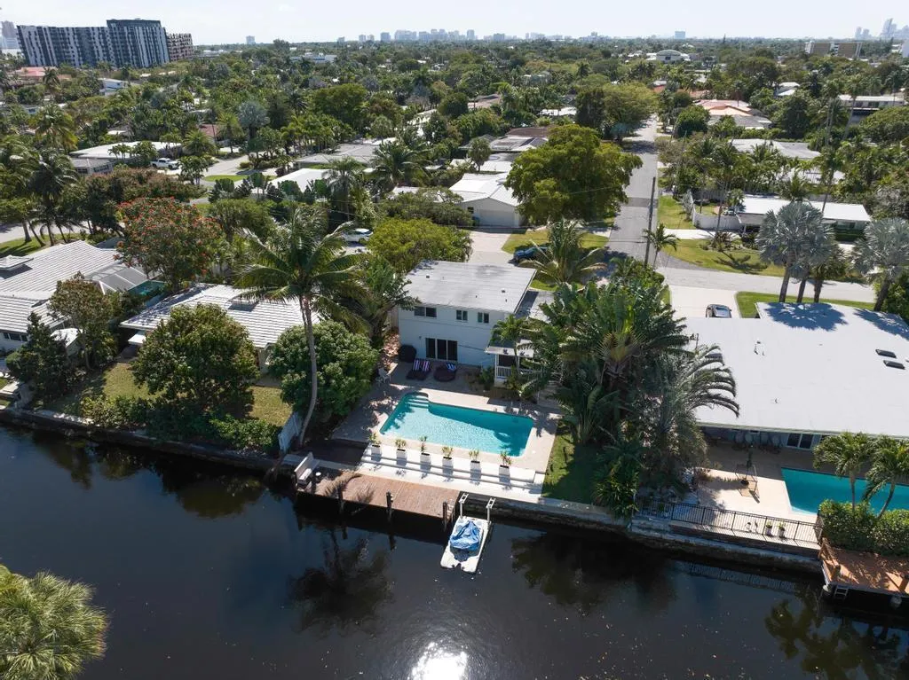 1771 NE 35th St Oakland Park aerial 0000